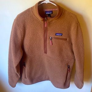 Patagonia nest brown color